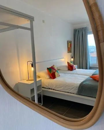 Absolute Sea Retreat Sirena 아파트